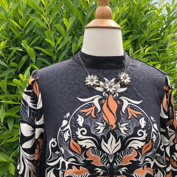 NWT Joie black patterned long sleeve blouse - Picture 3 of 7